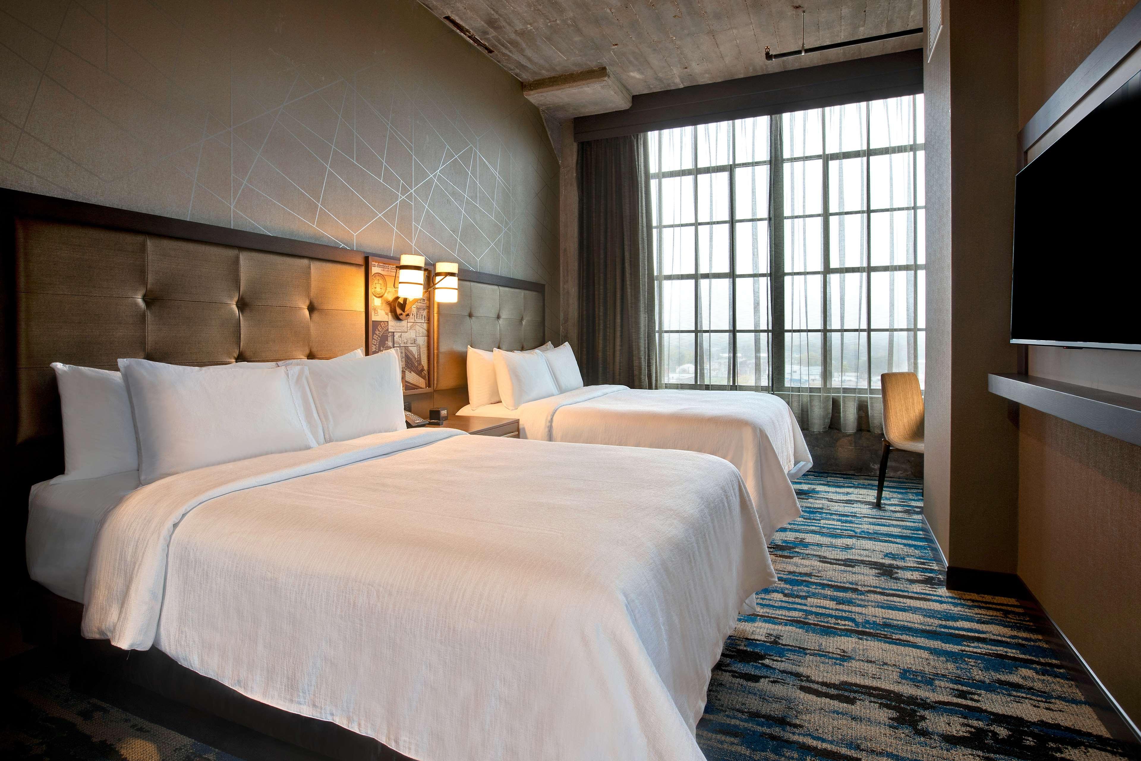 Embassy Suites By Hilton Rockford Riverfront Eksteriør bilde
