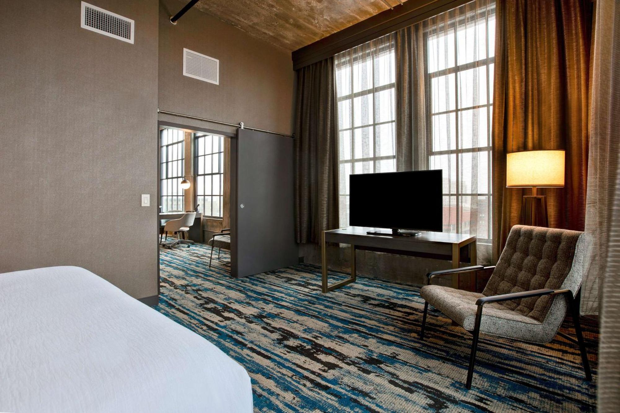 Embassy Suites By Hilton Rockford Riverfront Eksteriør bilde